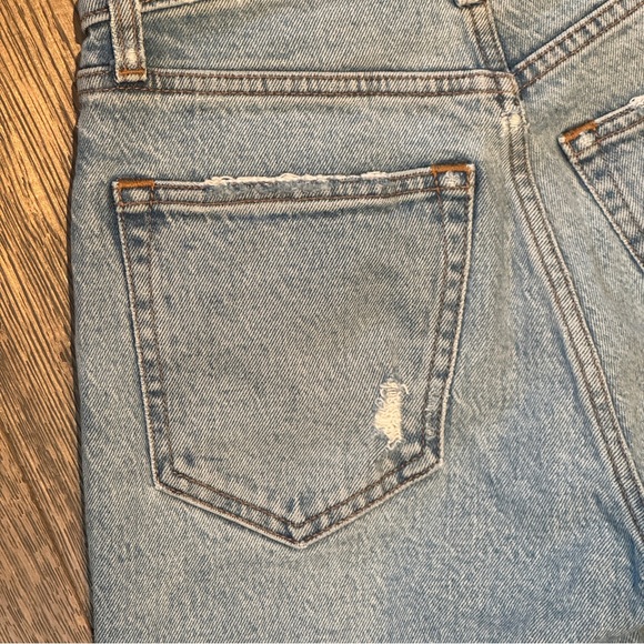 Abercrombie & Fitch The 90s Straight Ultra High Rise Jeans Size 24 S Vent Hem - Picture 9 of 16